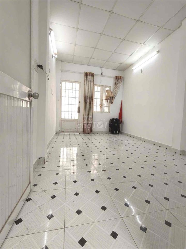 Q6 7 triệu 3,5x12 2PN 2WC