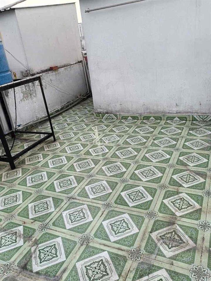 8TR (2PN-3WC) CỌC 1-2 MÁY LẠNH