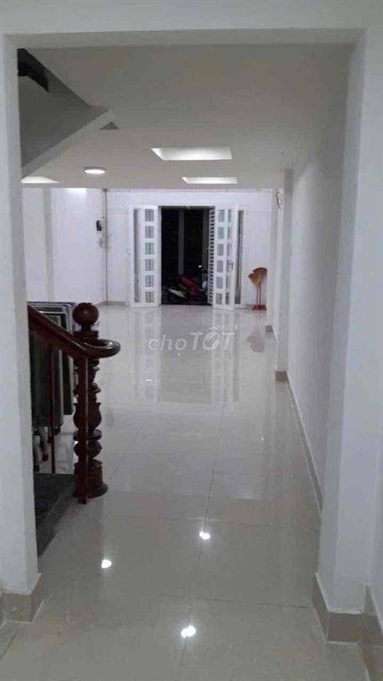 Q11 .4PN HẺM XE HƠI 13TR