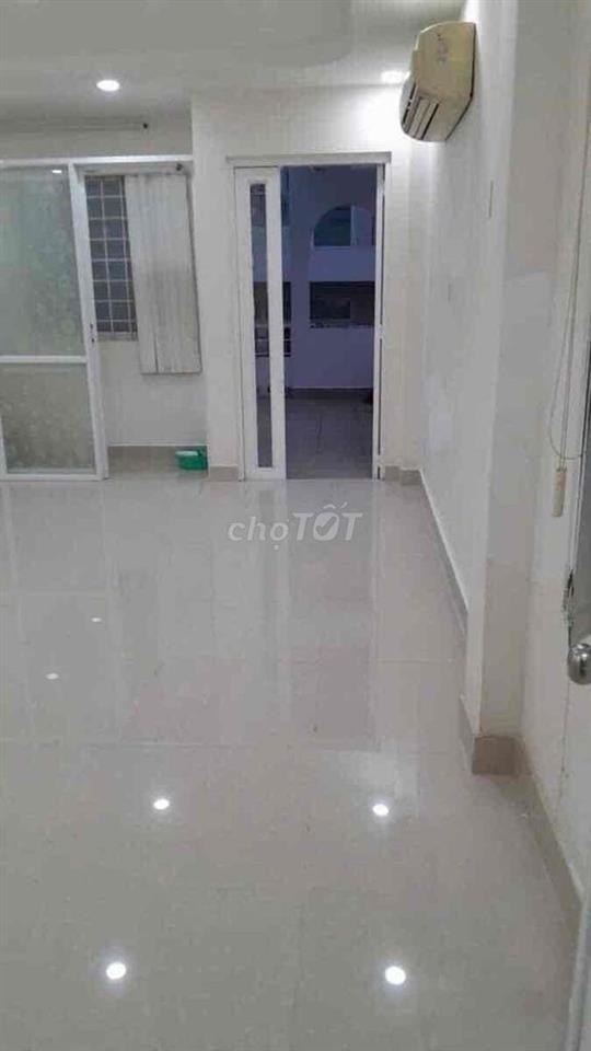 Q11 .4PN HẺM XE HƠI 13TR