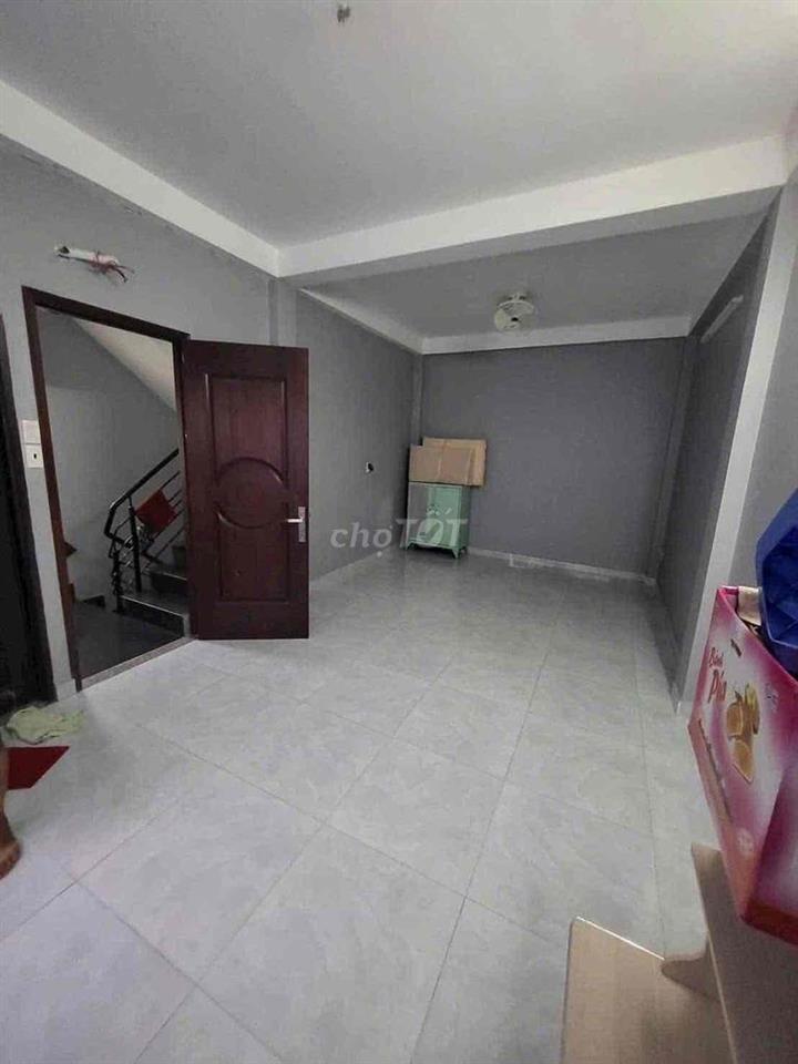 Q10- NGUYỄN CHÍ THANH 3PN-3Wc