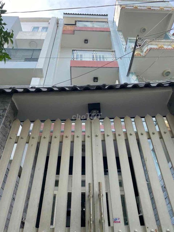 cho nữ thuê phòng giá 3 tr - 3,5 tr, giáp Q1