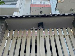 cho nữ thuê phòng giá 3 tr - 3,5 tr, giáp Q1