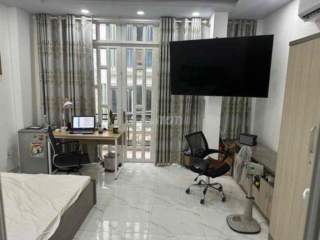 Nhà 48m2 hẻm 6m cách 1 căn ra mặt tiền Nguyễn Kim, gần BV Chợ Rẫy, Sân