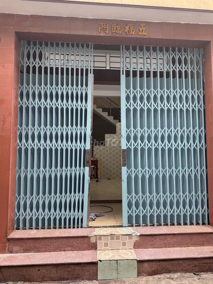 Q11- cho thuê nhà nguyên căn ngay chợ