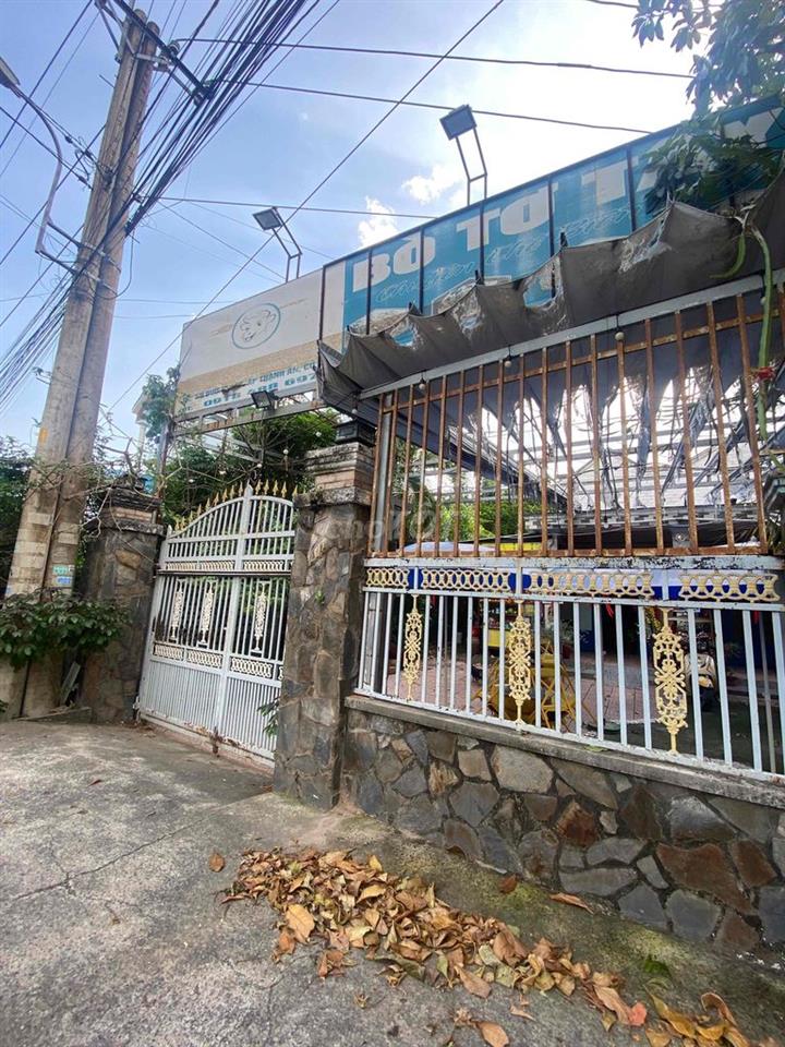 nhà 2 mặt tiền cần bán
