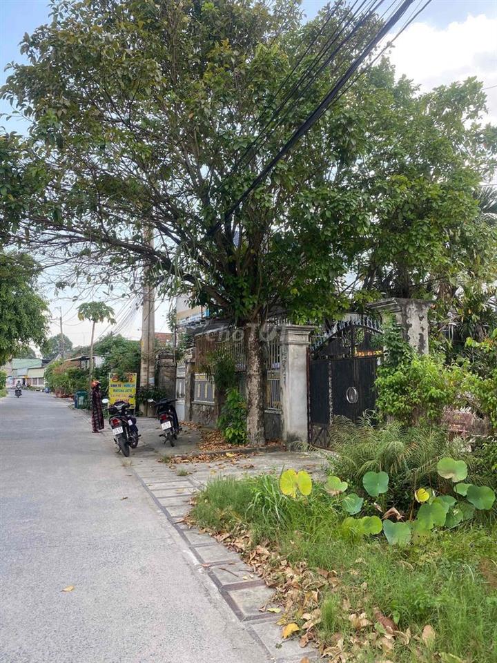 nhà 2 mặt tiền cần bán