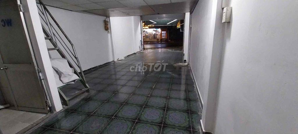 Cho thuê nhà mặt tiền Lê Văn Khương