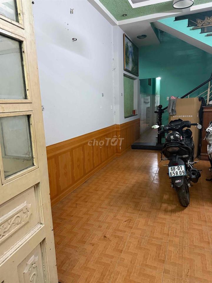 Nhà Nguyên căn cần tuyển 1 bạn ở ghép
