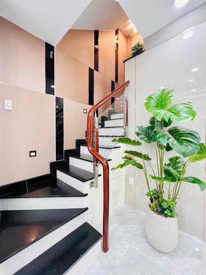 Cần tiền bán gấp
