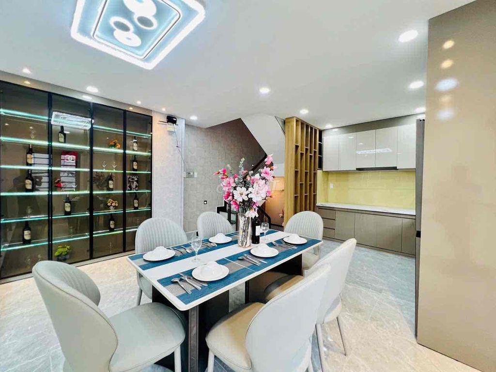 Cần tiền bán gấp
