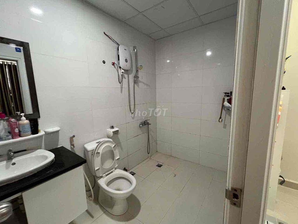 Cần chuyển nhượng căn hộ phía trên TTTM Parc Mall
