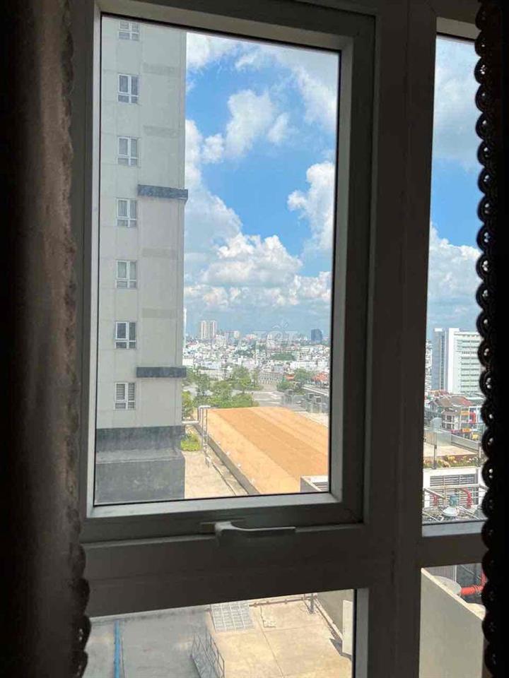 Cần chuyển nhượng căn hộ phía trên TTTM Parc Mall