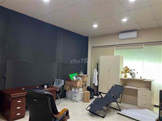 Cho thuê văn phòng 70m2 tầng trệt mặt tiền đường Liên Phường