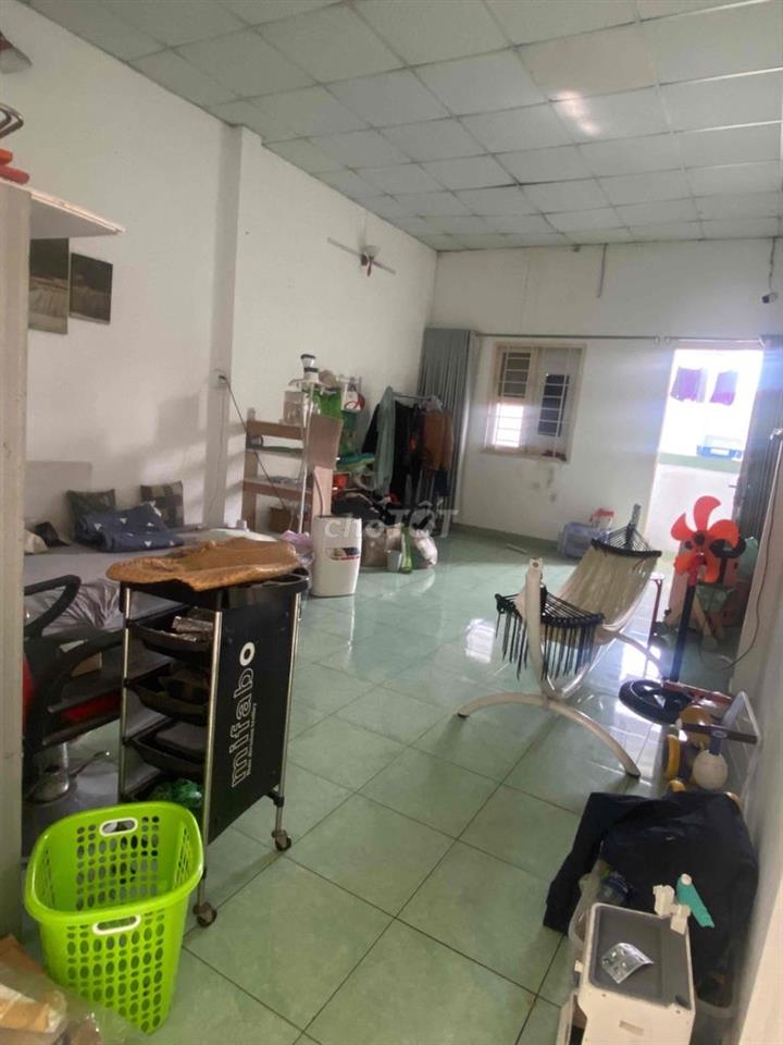 Phòng thoáng mặt tiền trung tâm quận 2