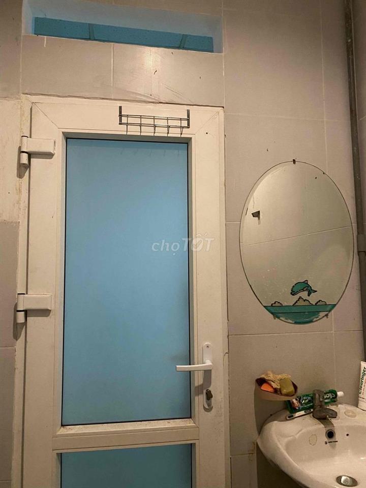 phòng rộng thoáng mặt tiền trung tâm quận 2 nhiều tiện ích