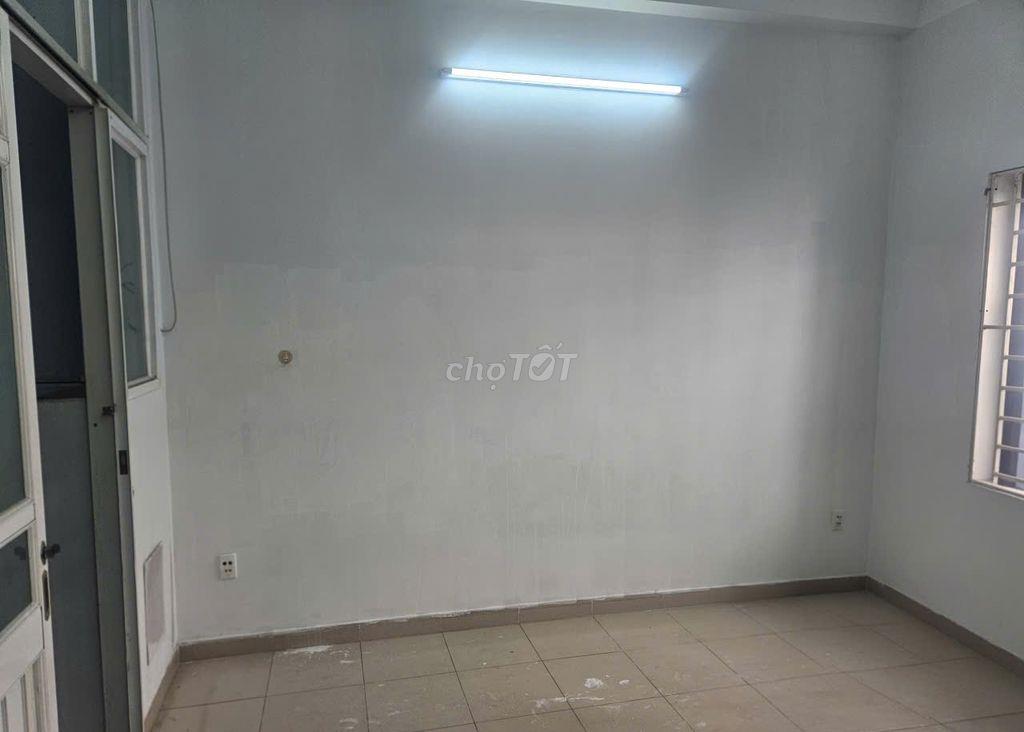 Phòng 2tr8, gần chợ Hiệp bình, Gigamall, tiện đi lại, an ninh