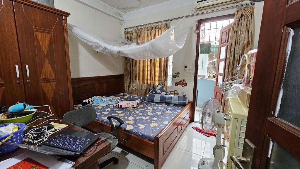 CC Mini 90 Phùng Khoang 50m2 2PN gần chợ PK, đh Hà Nội
