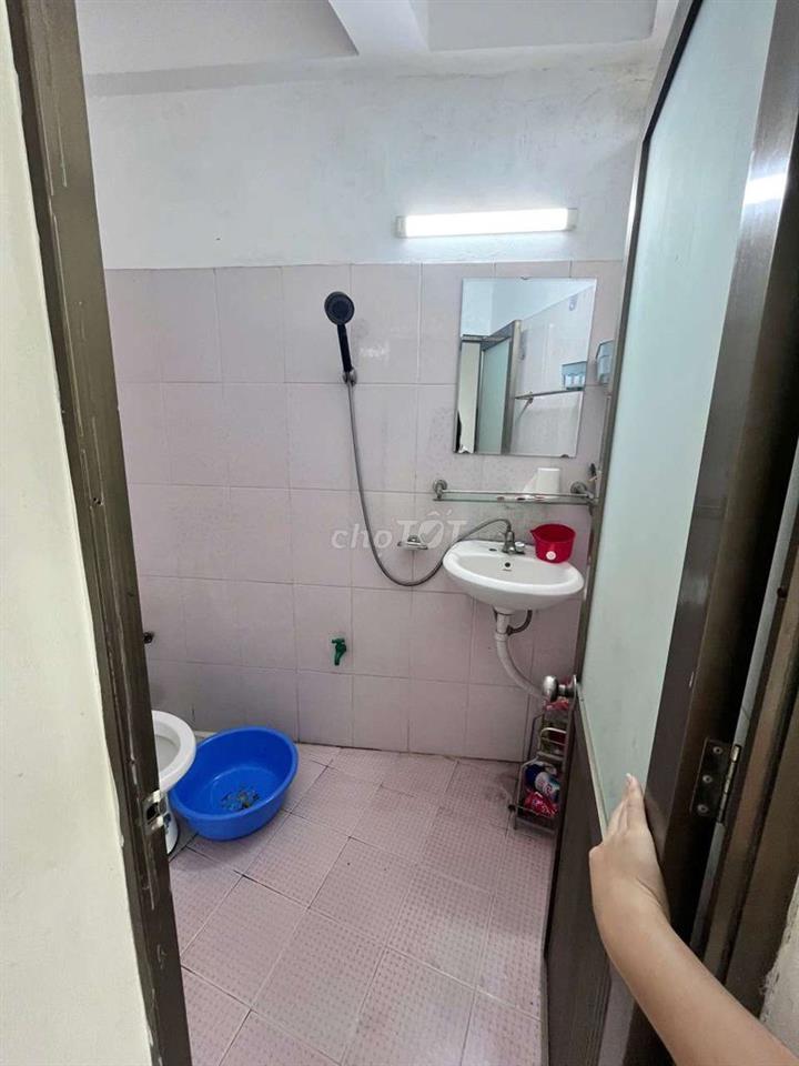 CHO THUÊ NHÀ TẦNG 5 TẠI PHỐ CHÍNH KINH