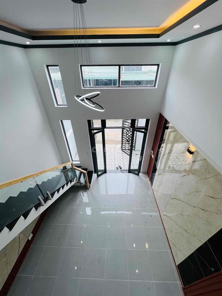 cần bán nhà sổ riêng thổ cư