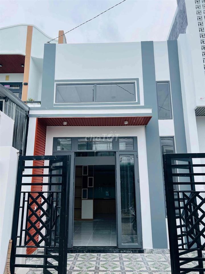 cần bán nhà sổ riêng thổ cư