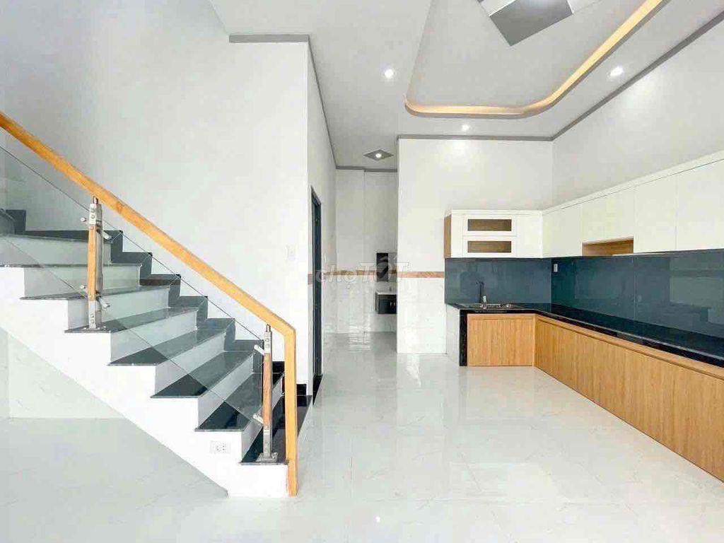 Cần Bán Nhà Sổ Riêng Thổ Cư Hỗ Trợ Ngân Hàng