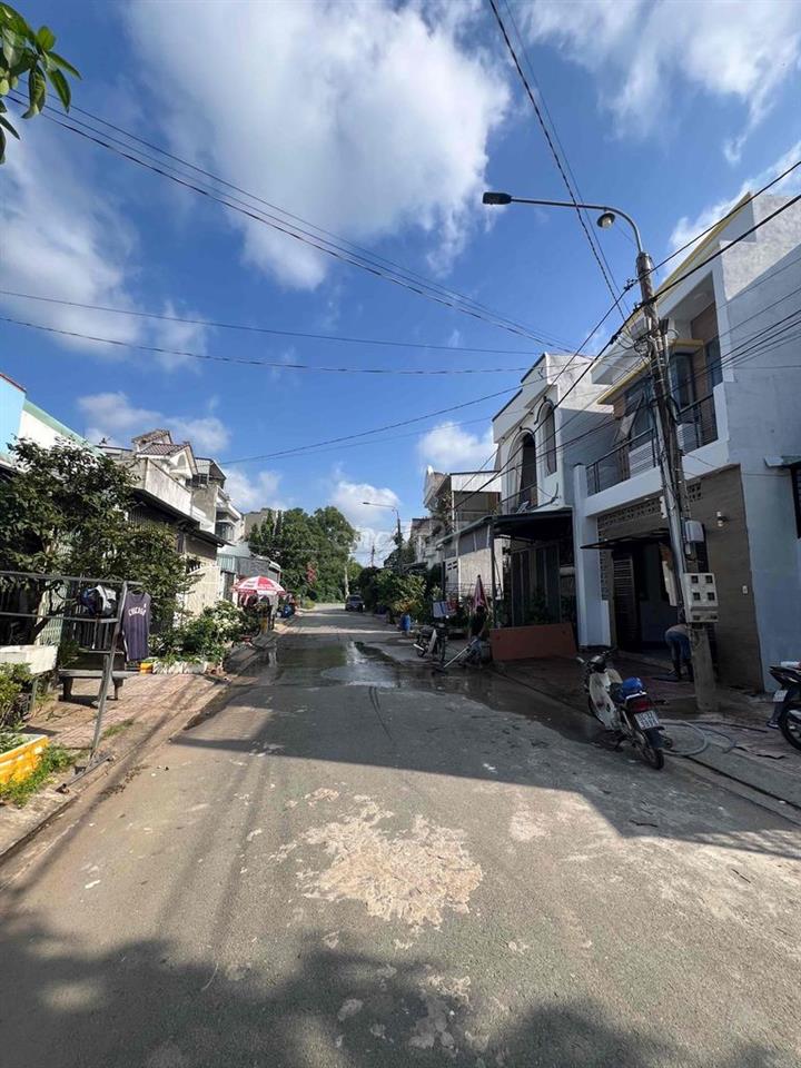 Cần Bán Nhà Laverder Chủ Ngộp Ngân Hàng
