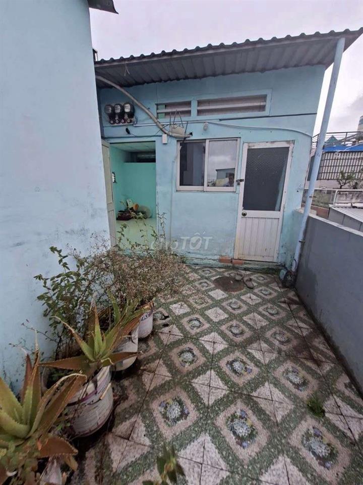 phòng trọ lầu 3 , Quận 11