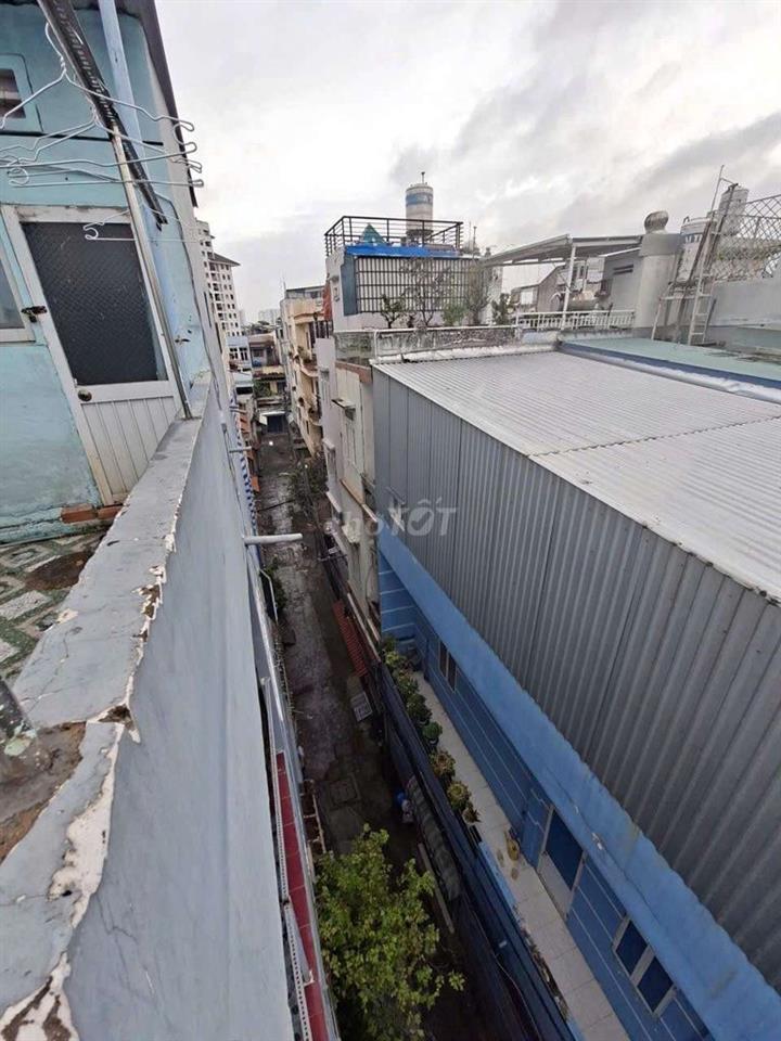 phòng trọ lầu 3 , Quận 11