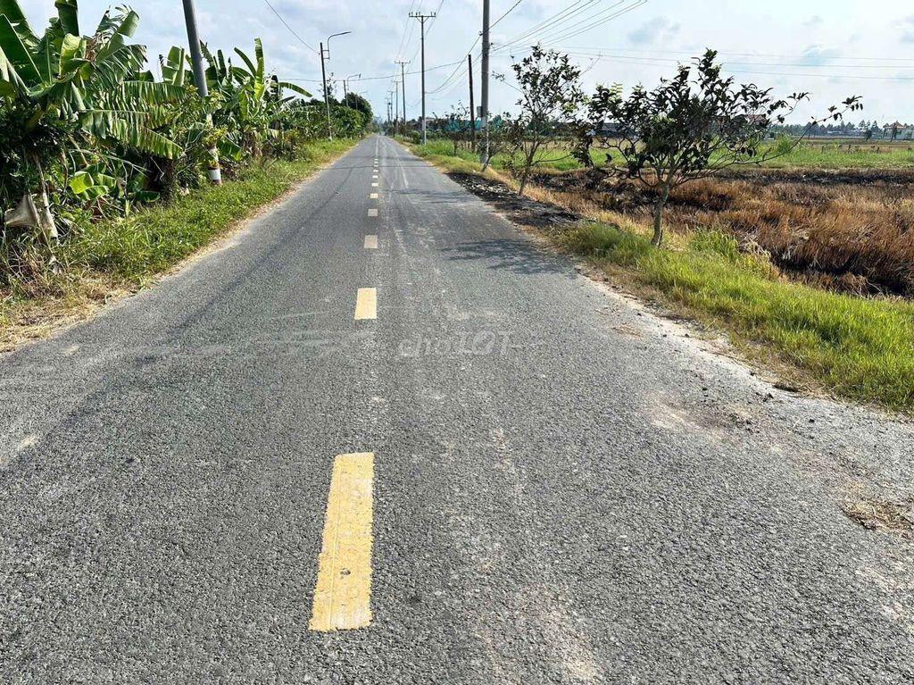 Đất thổ cư mặt tiền đường