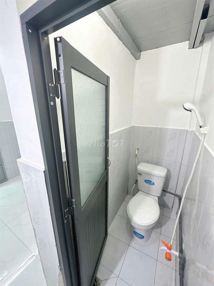 800k GẦN ĐH y Phạm ngọc thạch cs2