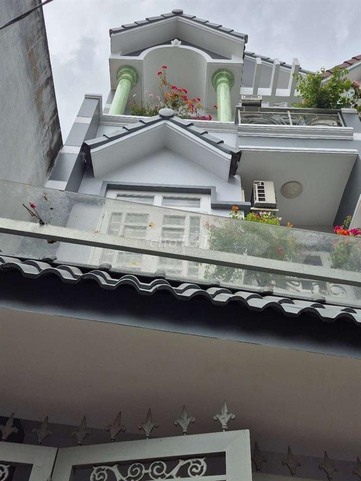 đang cần bán nhà chính chủ 