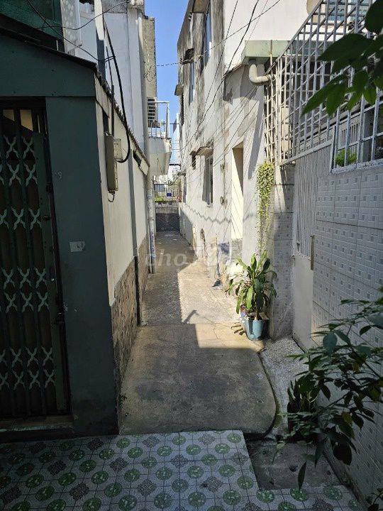 Bán gấp nhà riêng tại 105/19B Hoàng Hoa Thám, 5,3 tỷ, 41m2, 3PN, 3WC