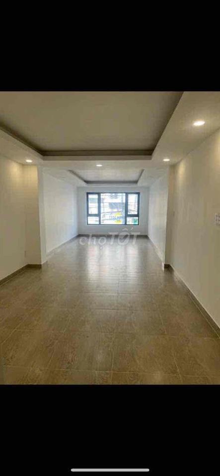 Chính chủ cần bán nhà MT Huỳnh Văn Bánh