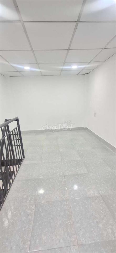 Cần bán căn nhà khu dân cư , nhà đẹp