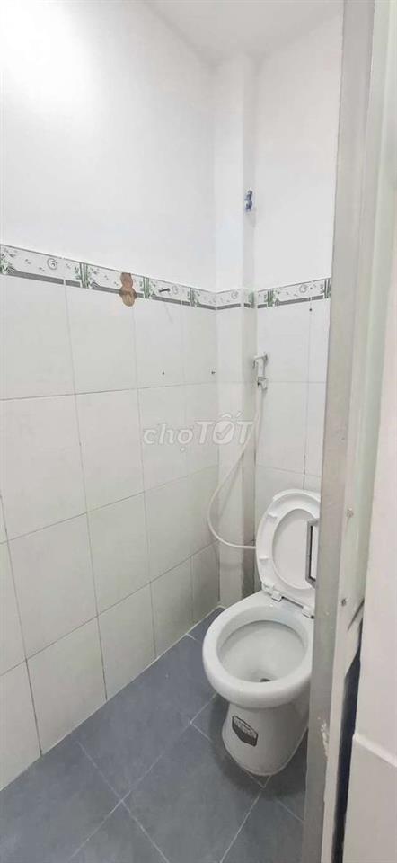 Cần bán căn nhà khu dân cư , nhà đẹp