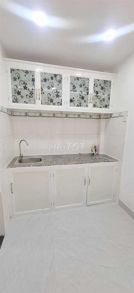 Cần bán căn nhà khu dân cư , nhà đẹp