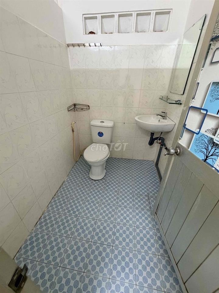 cho thuê phòng hoặc nguyên tầng 2
