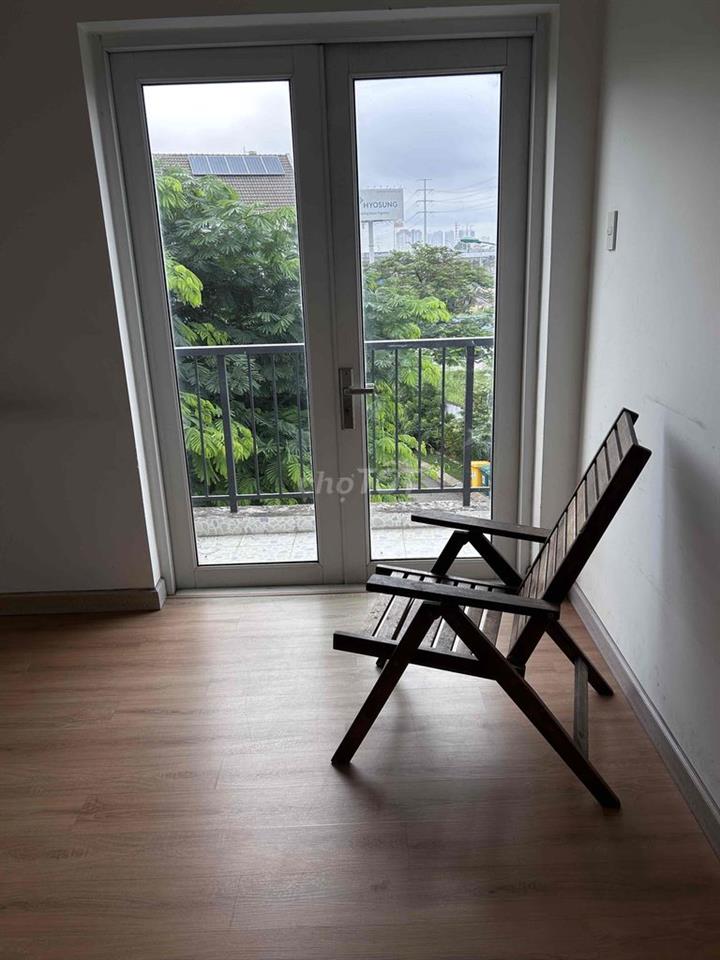 Bán nhà phố Mega Residence