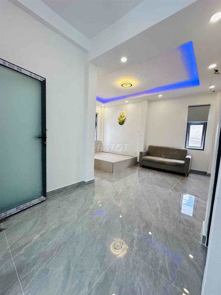 Cho Thuê Phòng Mới Full Nội Thất Giờ Tự Do Đường Tôn Đản Quận 4