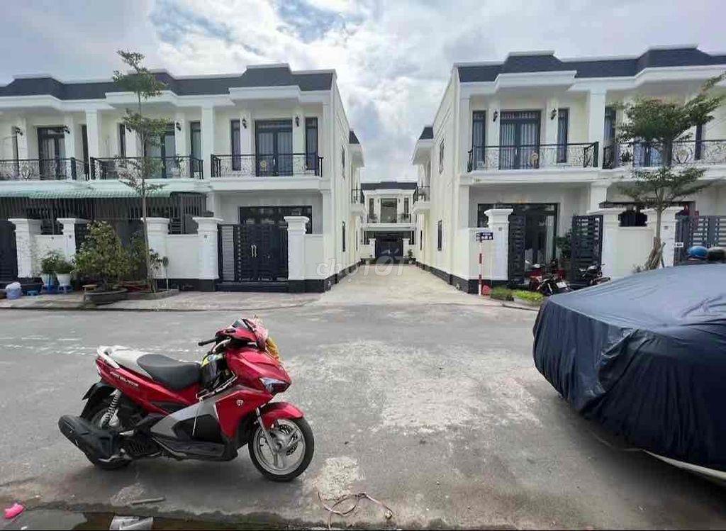 Cần bán nhà Cần Đước, Long An cũ