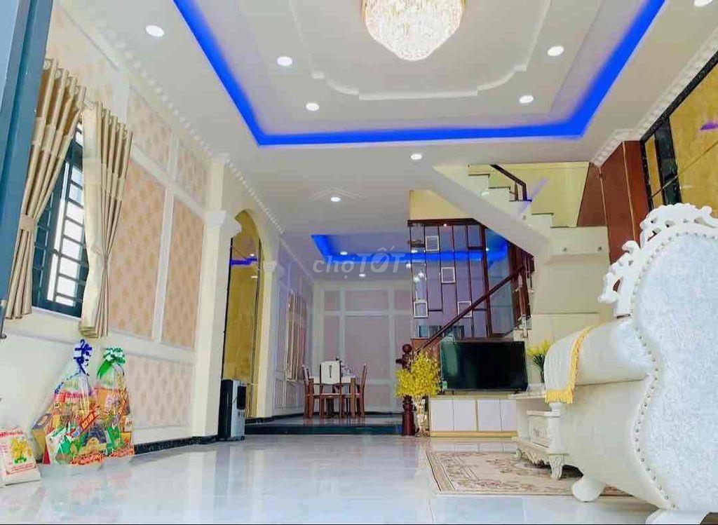 Cần bán nhà Cần Đước, Long An cũ