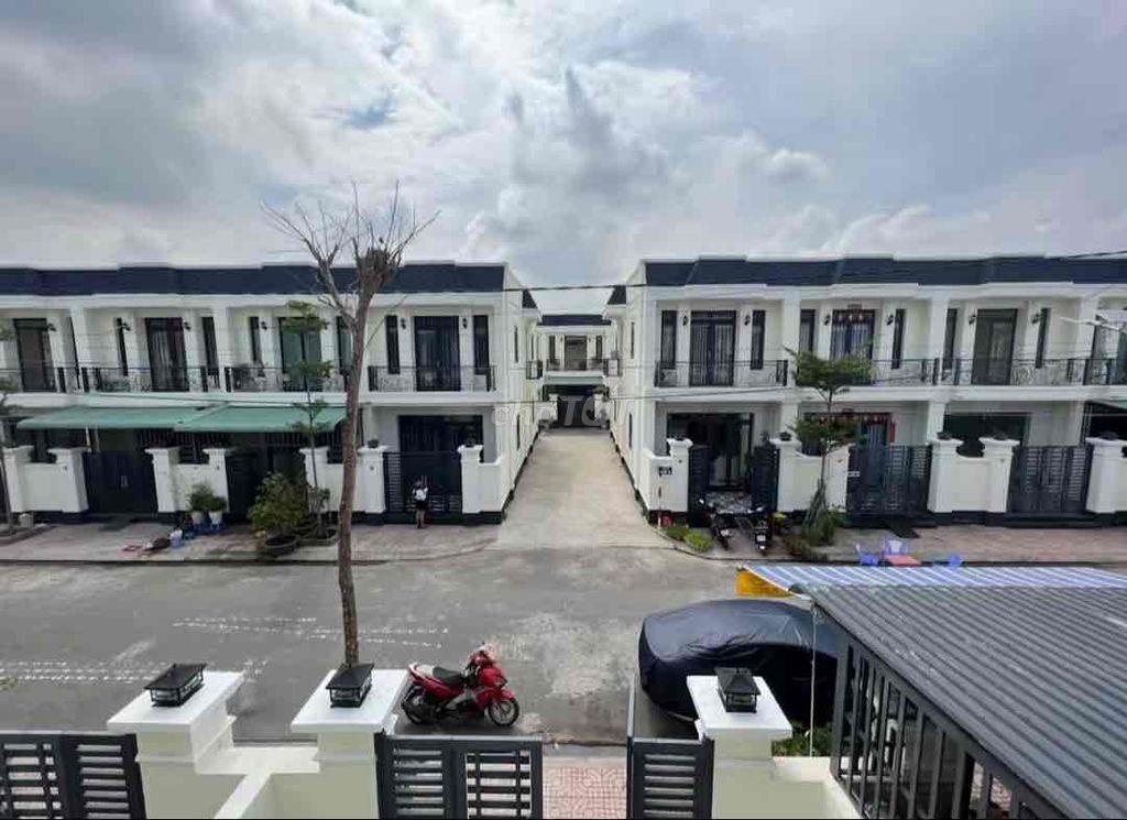 Cần bán nhà Cần Đước, Long An cũ