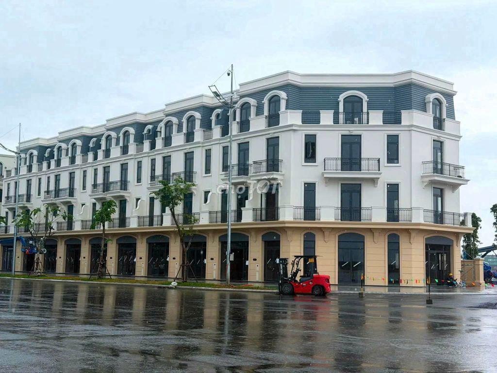 NHÀ LIỀN KỀ MT ĐƯỜNG 13M.DT:5M*15M.STSD.244M2.4TẦNG.4 PN.CHỈ 12,69 TỶ