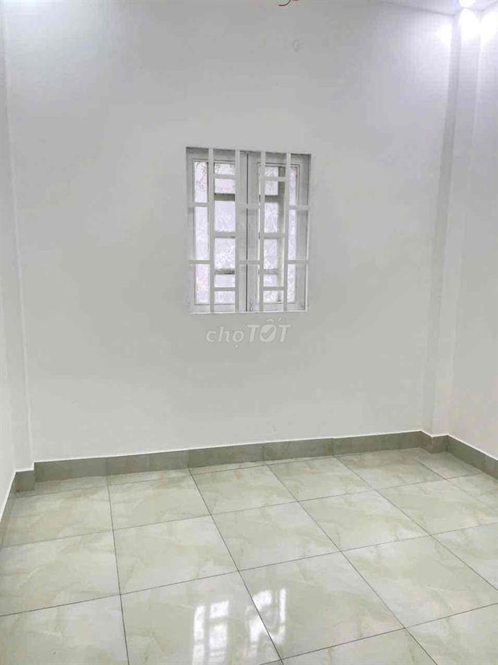 nhà sát trường cấp 2 tô ngọc vân ngay Cầu Ông Đụng Ngã Tư Ga Q12