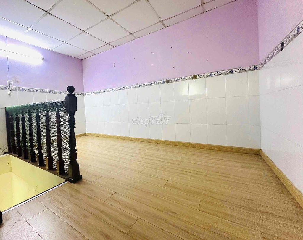 nhà gần trường cđ điện lực Hà Huy Giáp Ngã Tư Ga Q.12