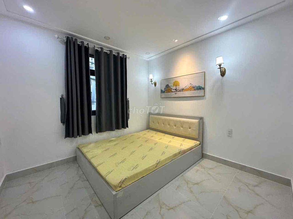nhà 2lầu siêu đẹp dtsd 60m2 ngay trường điện lực ngã tư ga q.12