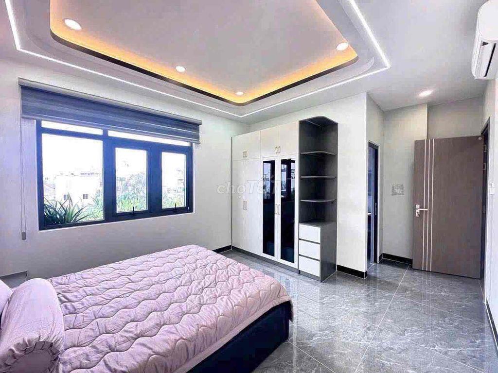 nhà 5.Tầng xây mới nội thất sịn shr hổ trợ Bank ngay Ngã Tư Ga Q.12