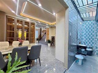 nhà 5.Tầng xây mới nội thất sịn shr hổ trợ Bank ngay Ngã Tư Ga Q.12