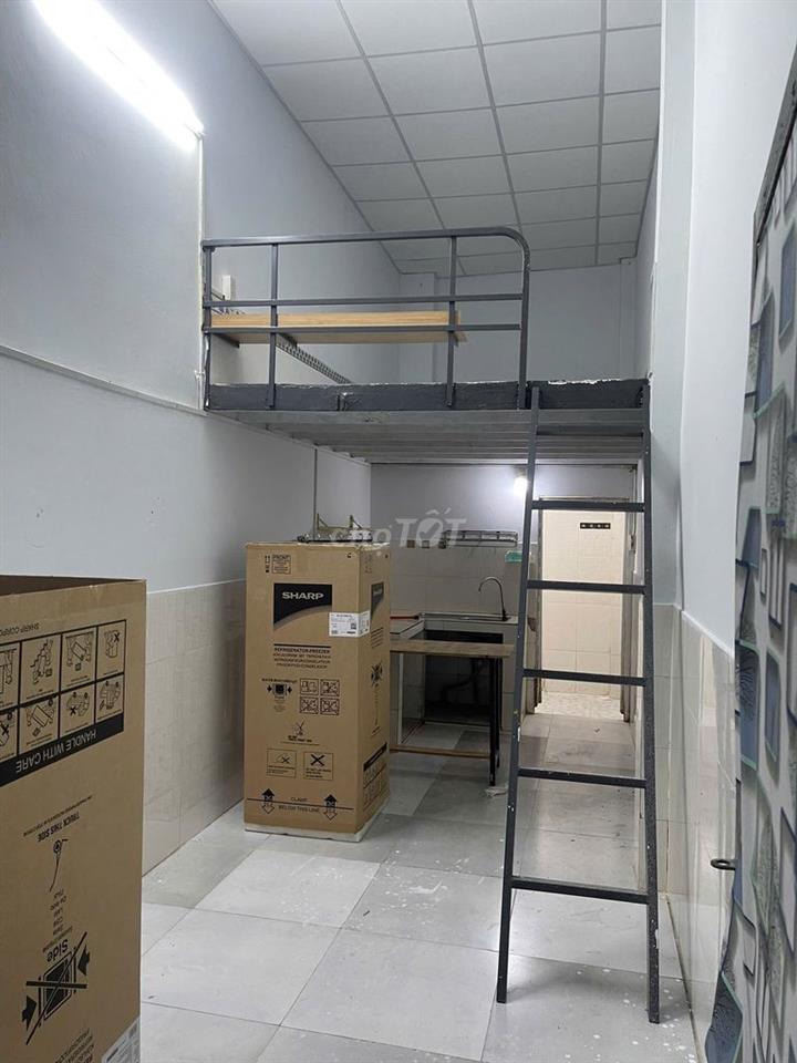 Nhượng lại phòng trọ đầu tháng 9 ở